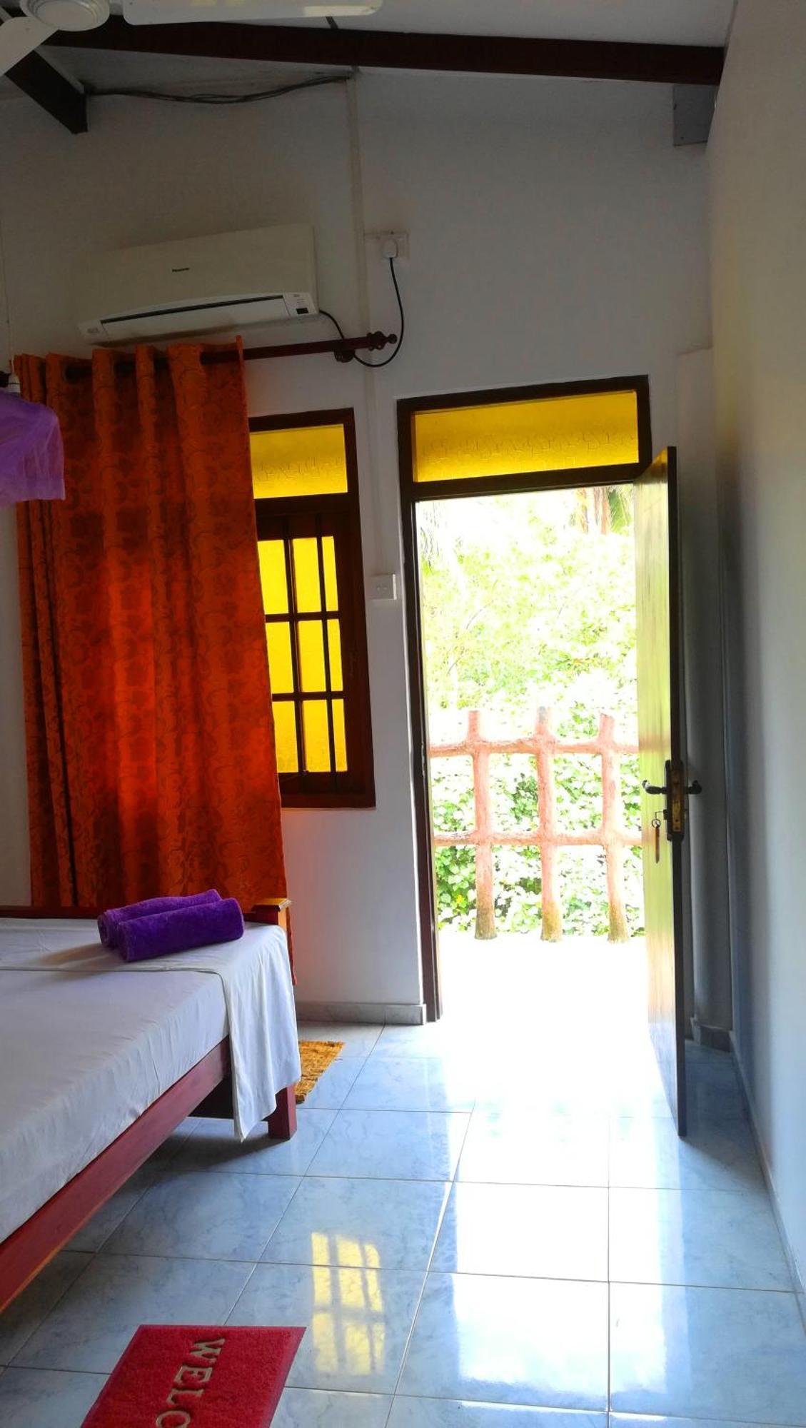 Deutsch Lanka 3* Telwatta