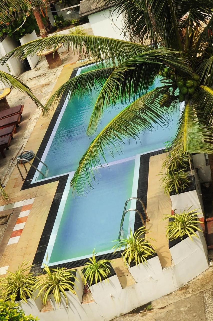 Deutsch Lanka Hotel